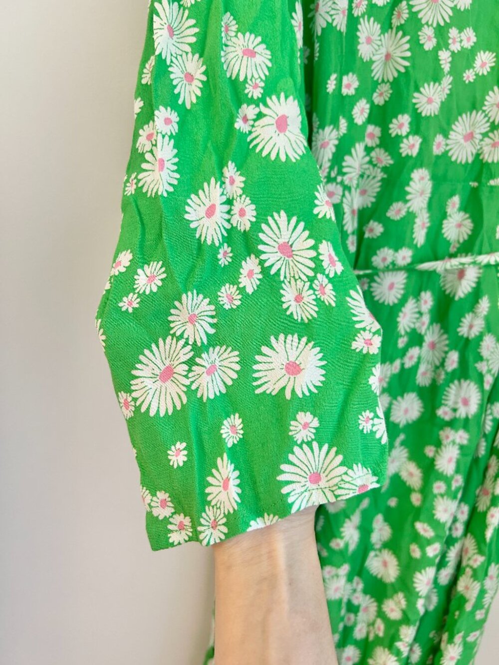 Rixo x Target Green & White Daisy Print Genuine Wrap Ruffle Dress Size 1X NWT - Picture 9 of 9